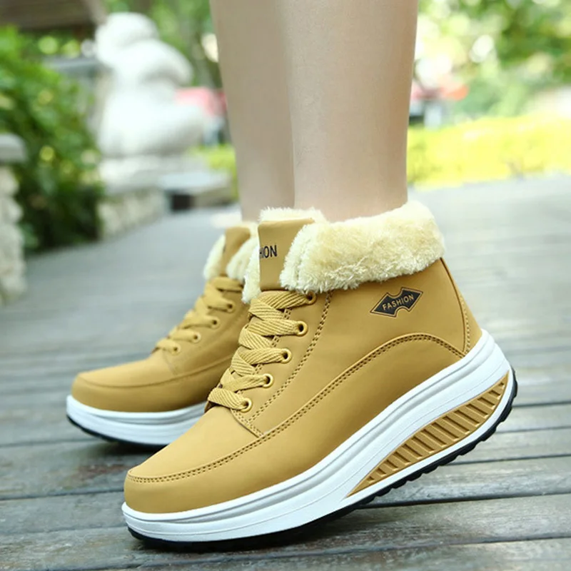 Женские ботильоны на танкетке Новое поступление женские ботинки зимние