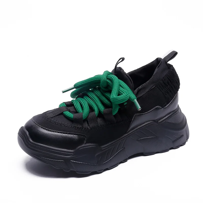 

New Fashion Casual Sports Shoes Women Students Korean Trend Casual Lace-up Running Shoes Women Tide