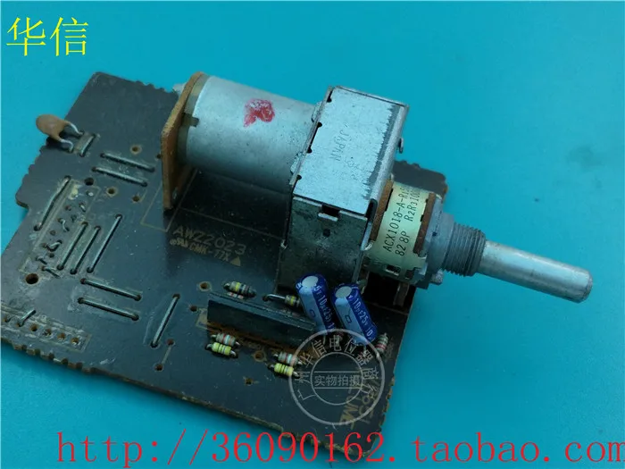 

[VK] Used VR651 ACX1018-A-R150KB R2R3100KA 100K triple motor potentiometer with plate switch