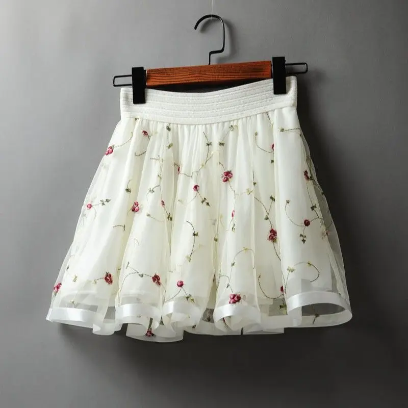 

Spring and summer 2021 women's high waist embroidered mesh skirt