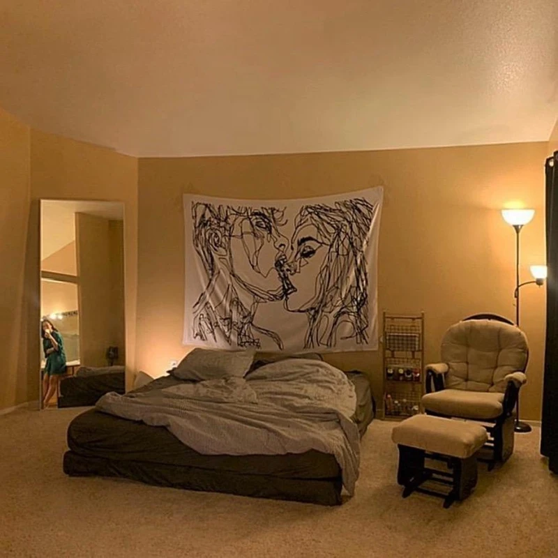 

Creative Line Draw Tapestry Wall Hanging Hippie Kiss Wall Tapestry Abstract Home Bedroom Background Cloth 150X130cm
