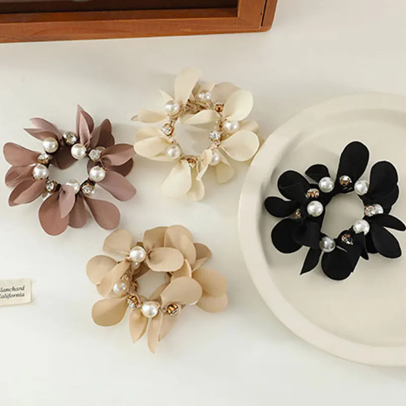 

Small Fresh Pearl Rhinestone Hair Ties Women Hair Accessories Rubber Band Elastic Hairband Scrunchies Hair Ring Rope Headwear