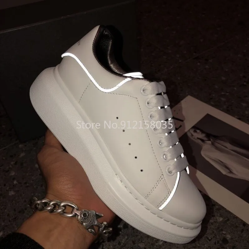 

Пара светящихся кроссовок, повседневная обувь на шнуровке, белая толстая подошва, дышащие кроссовки для тенниса, женские дизайнерские Роск...