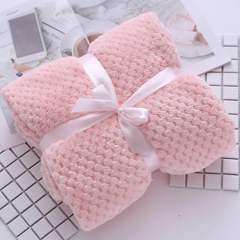 pink plaid Конфеты кораллового флиса для дома, теплые одеяло Покрывало Диван Плед покрывало путешествие одеяло подарок одеяло - Цвет: pink plaid