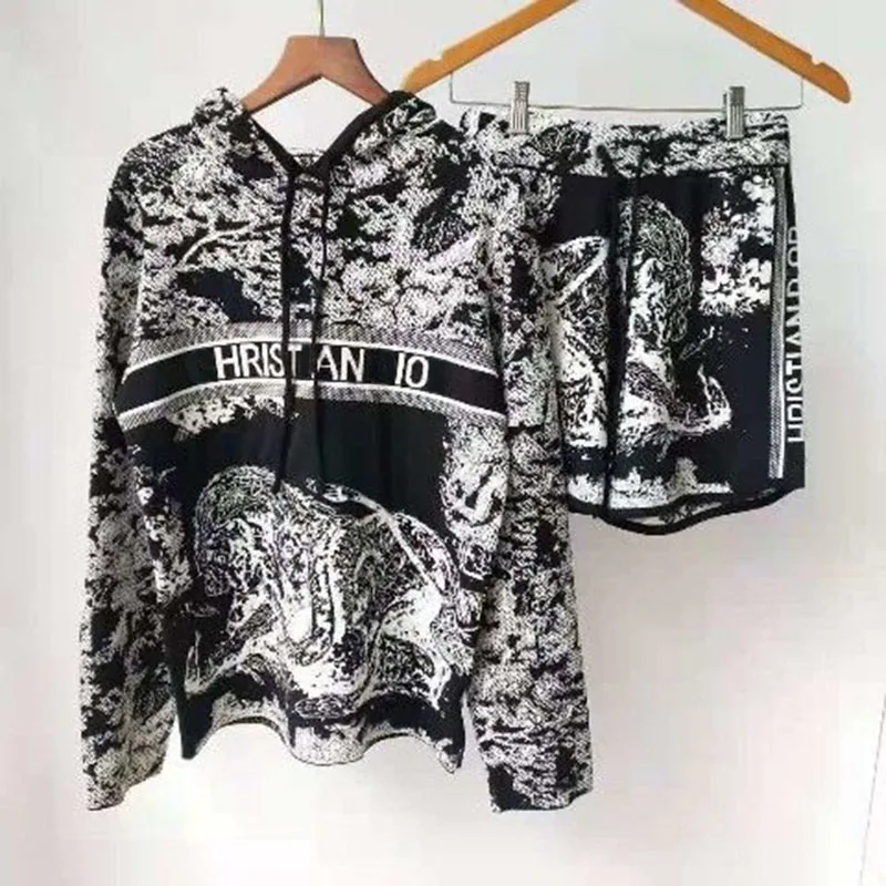 

Hooded Suit Jungle Animal Pattern Jacquard Knitted Long Sleeve Jacket Drawstring Joker Shorts Women