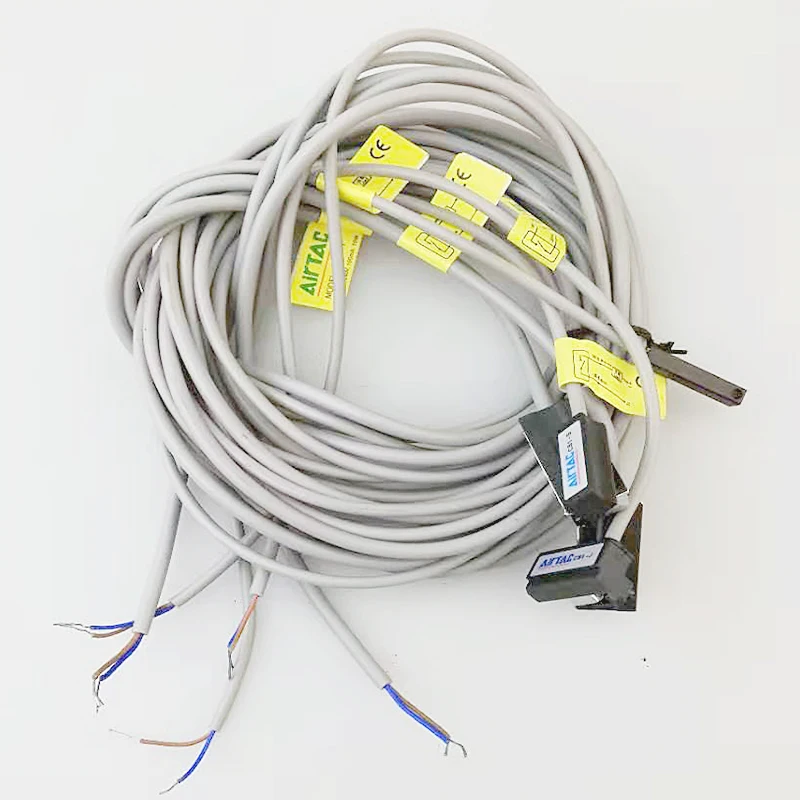 Airtac CMS/DMS Серии Магнитный датчик переключатель CS1B2020(CS1 B2) CS1B3020(CS1 B3) CS1B4020(CS1 B4) CS1B5020(CS1