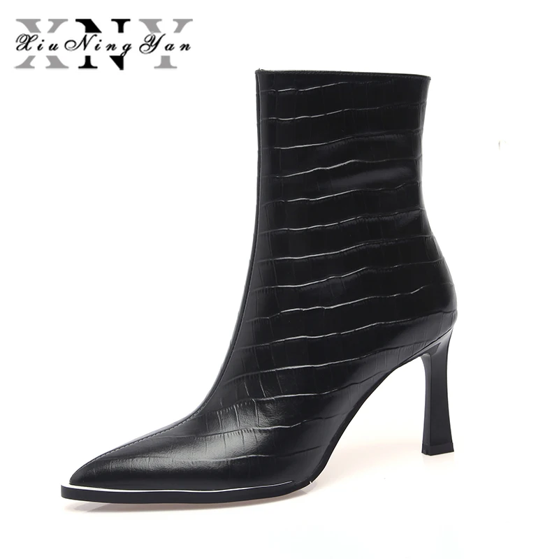 

Xiuningyan/женские ботинки; Обувь из натуральной кожи; Женские ботильоны; Модельные туфли; Свадебные ботинки; Женская Осенняя леди офисная обувь