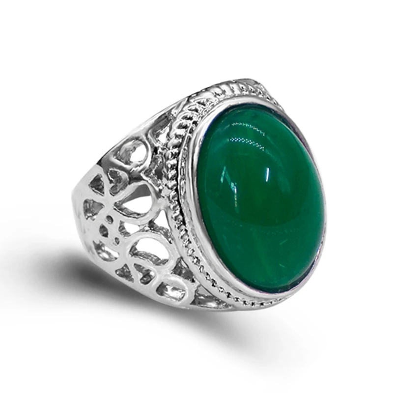 

2021 New Design Green Stone Rings for Women Hollow Out Metal Silver Plated Vintage Rings Fashion Jewelry Factory Price