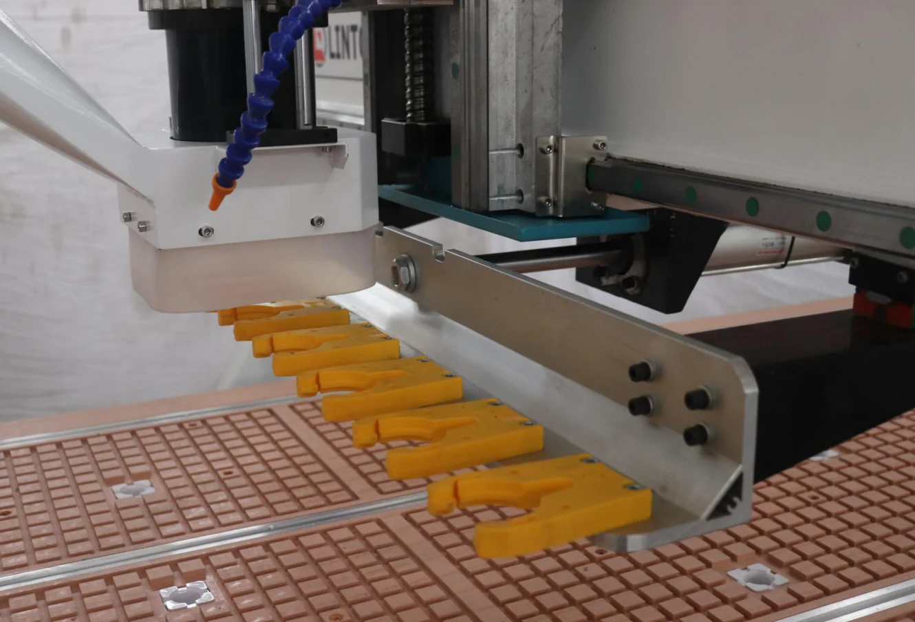 Лидер продаж Китай 8 инструментов автоматический инструмент сменный ATC 1325