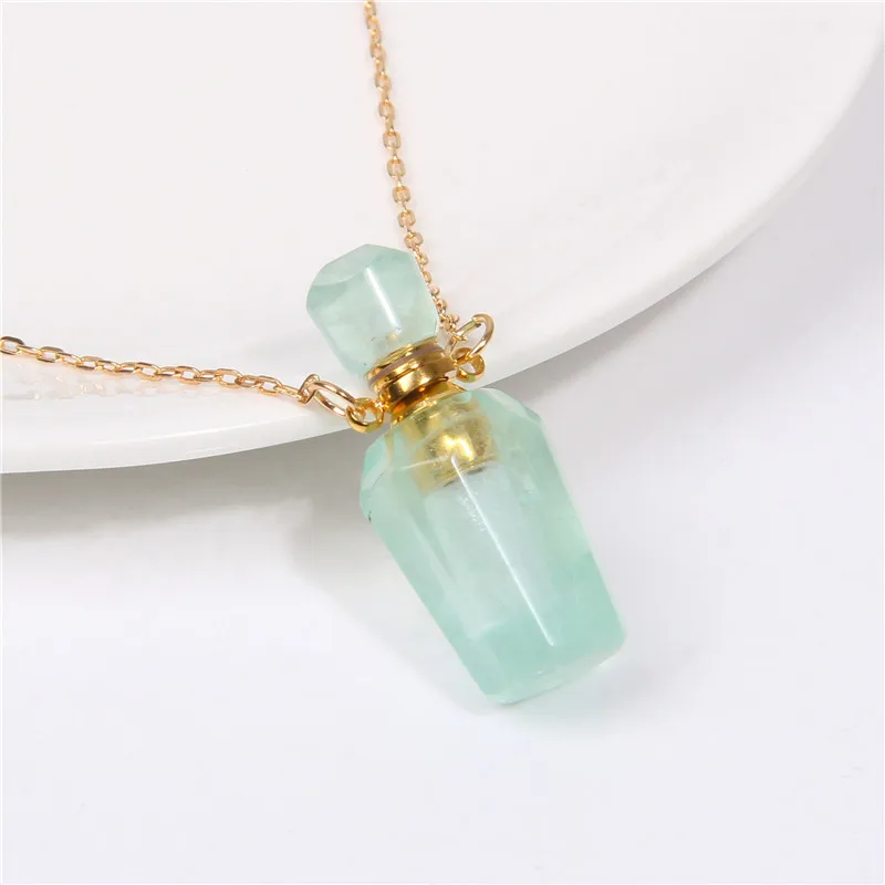 Ожерелье с подвеской в виде флакона духов из натурального флюорита для женщин