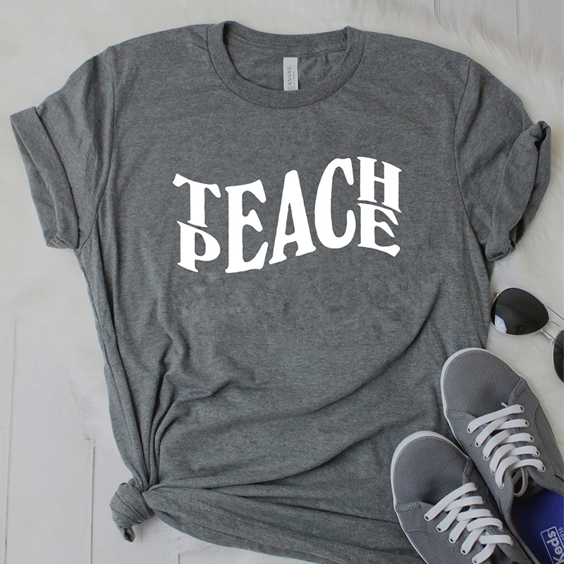 

Учитель мира забавные печатные буквы Для женщин футболка на каждый день; Tumblr женские прав гражданские свободы топ с черным верхом живая мат...