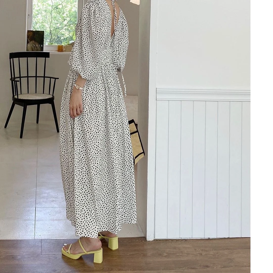 

2021 summer vintage puff sleeve polka dot beach dress women v-neck high waist big swing long dress