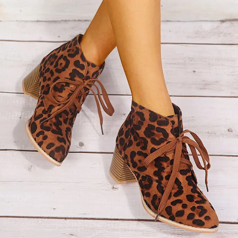 

2020 New Autumn Winter Women Boots High Quality Solid Lace-up European Ladies Shoes PU Fashion High Heels Boots 35-43 NVXUE2