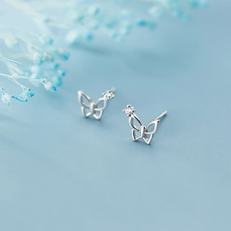 Женские серьги-гвоздики в виде летающей бабочки MloveAcc блестящие элегантные