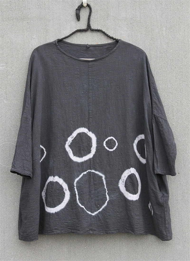 

Johnature Women Plus Size Shirts O-Neck Long Sleeve Vintage 2021 New Autumn Women Cotton Linen Loose Tie Dye Circle Top