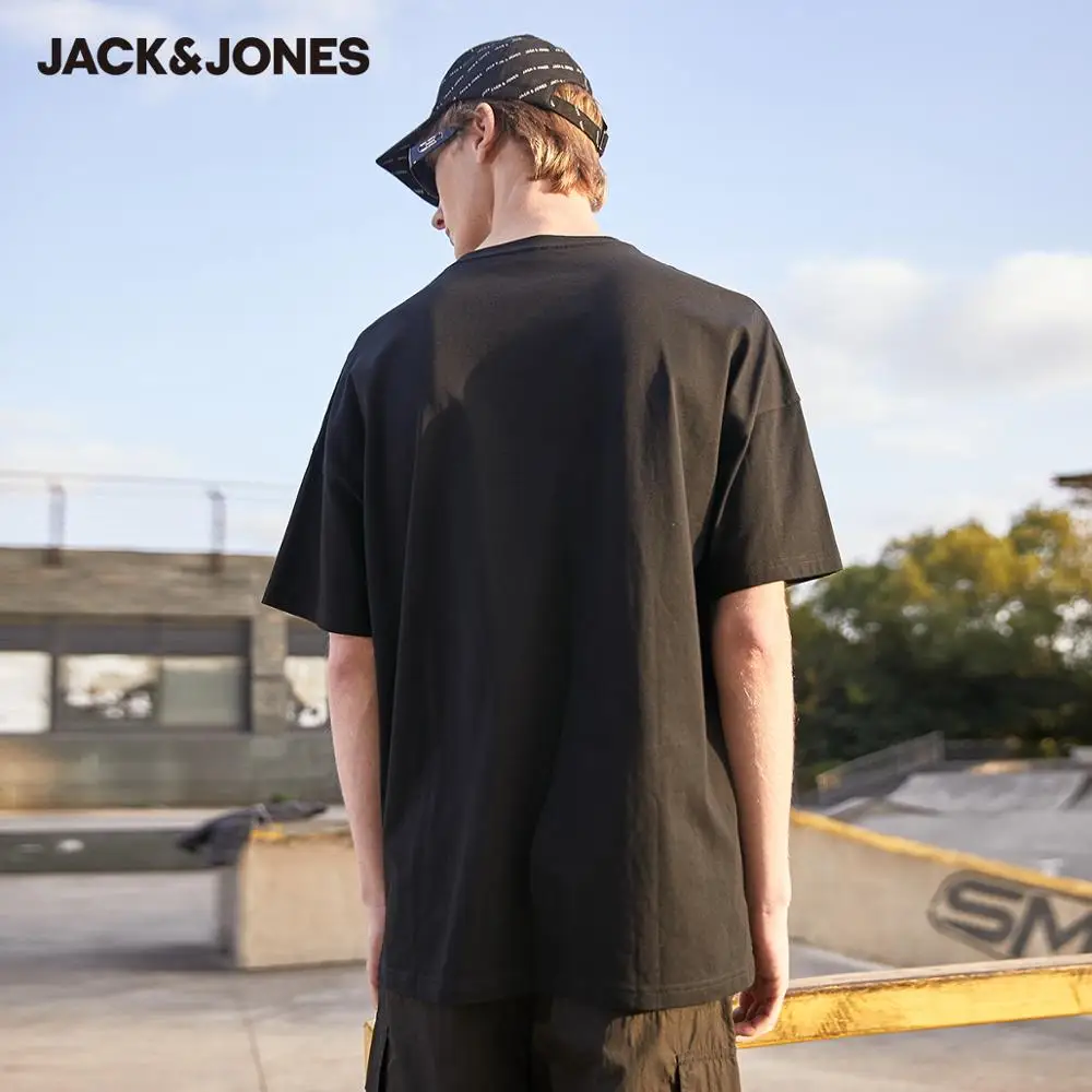 Мужская футболка с вышивкой JackJones свободная Однотонная 220101584 | одежда