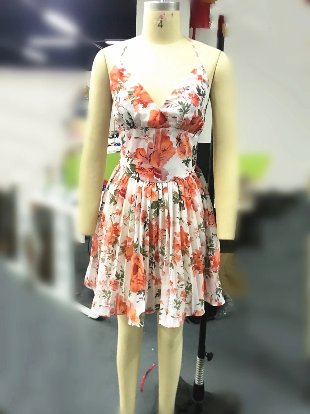 

Floral Print Sexy Summer Spaghetti Strap V Neck Floral Pleated Detail Mini Dress Casual Sleeveless Mini Backless Dress