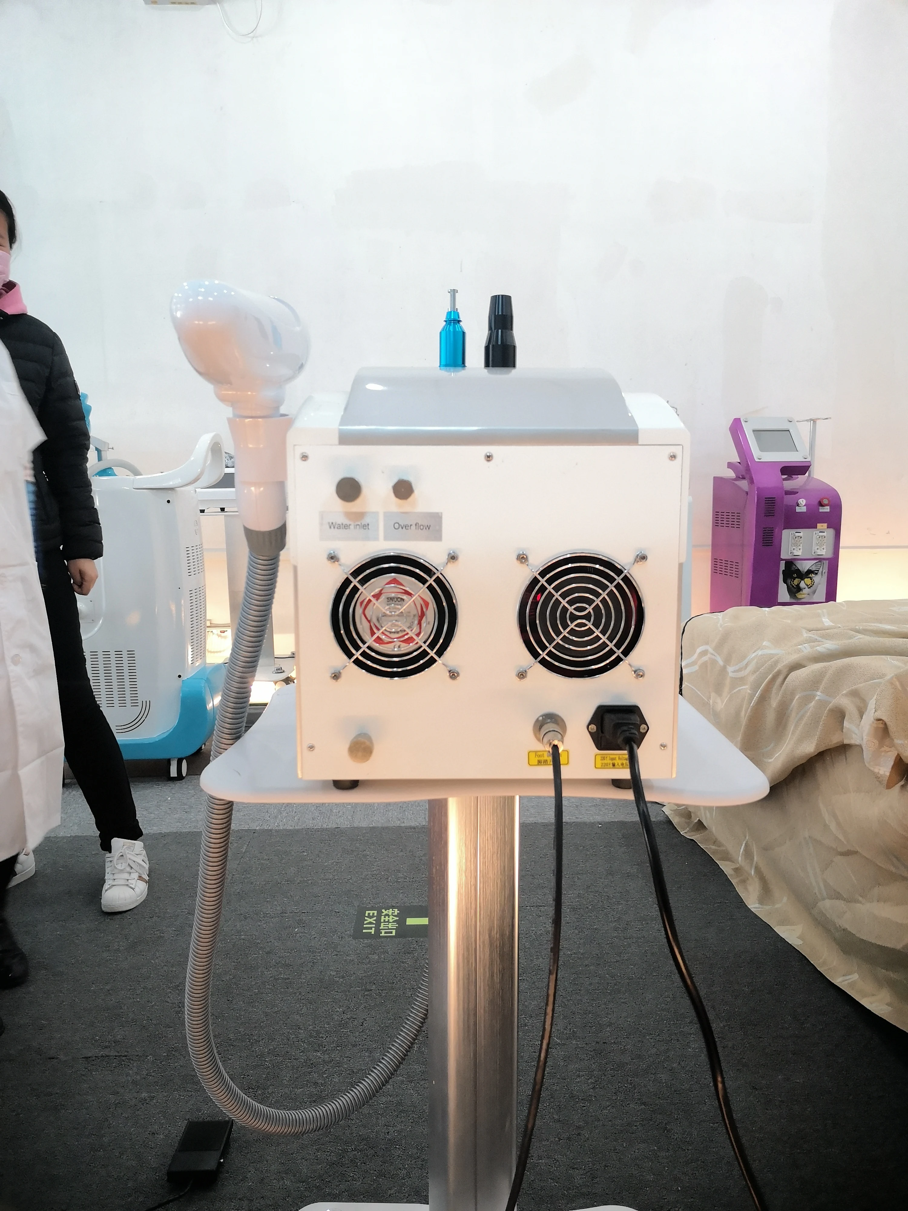 2021 High Quality Portable 1064 532nm Q Switched ND Yag Laser CE Approved Tattoo Removal Machine Price | Красота и здоровье