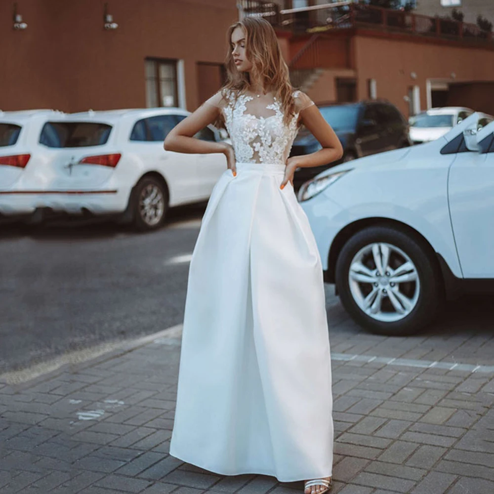 

Элегантные свадебные платья принцессы, женское платье, сексуальное женское кружевное платье с рукавами-крылышками, длина в пол, на пуговица...