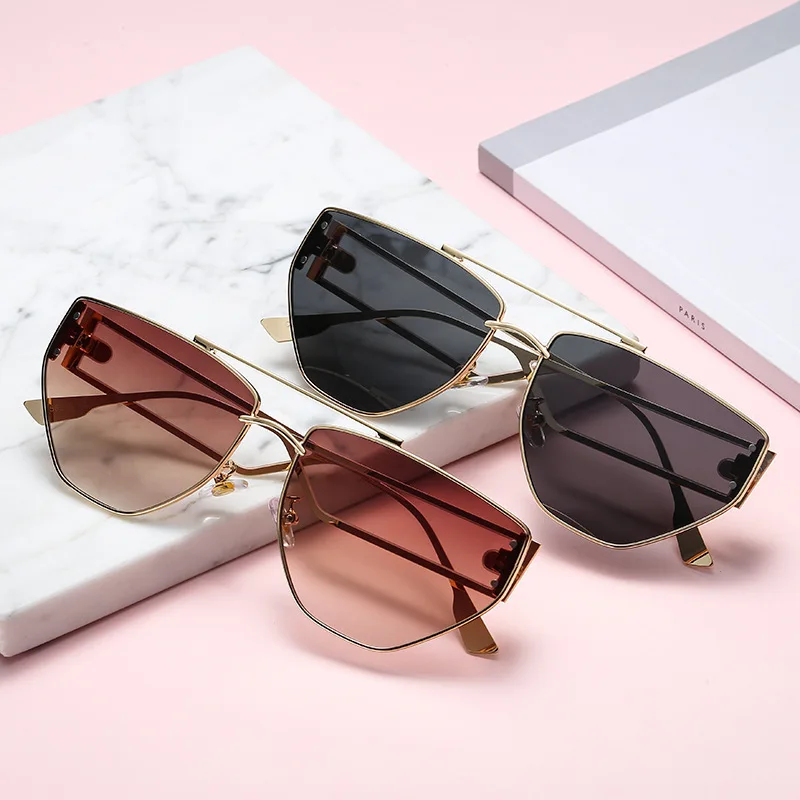 

Sunglasses Women 2021 New Cross-border Sunglasses European and American Fashion Wide-leg One-piece Fashion Street Goggles