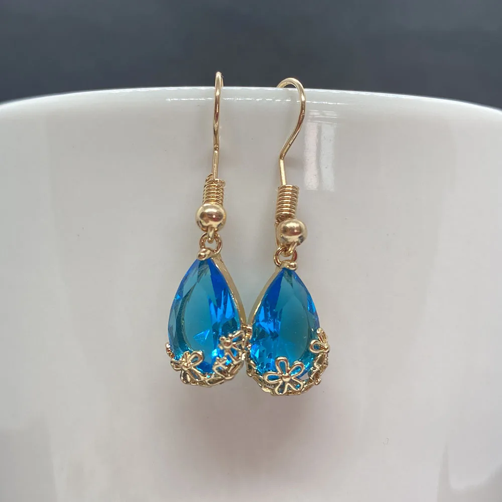 Очаровательные ювелирные изделия в форме капли для женщин Изысканные Кристаллы