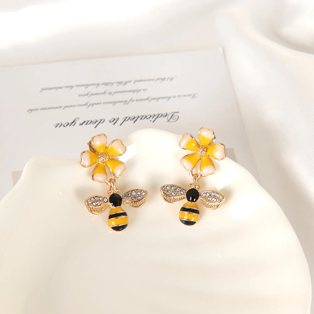 2021 новые корейские изысканные серьги с пчелиным жемчугом модные темпераментные