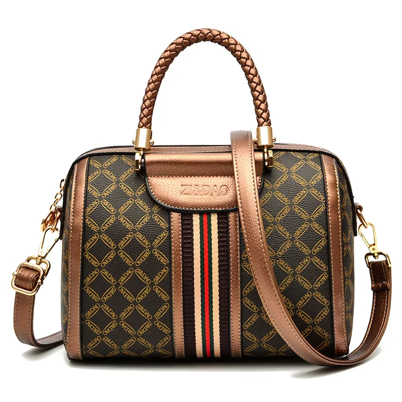 

In the summer of 2021 the new fashion trends crocodile grain portable inclined shoulder bag star high-end women's atmospheric sh