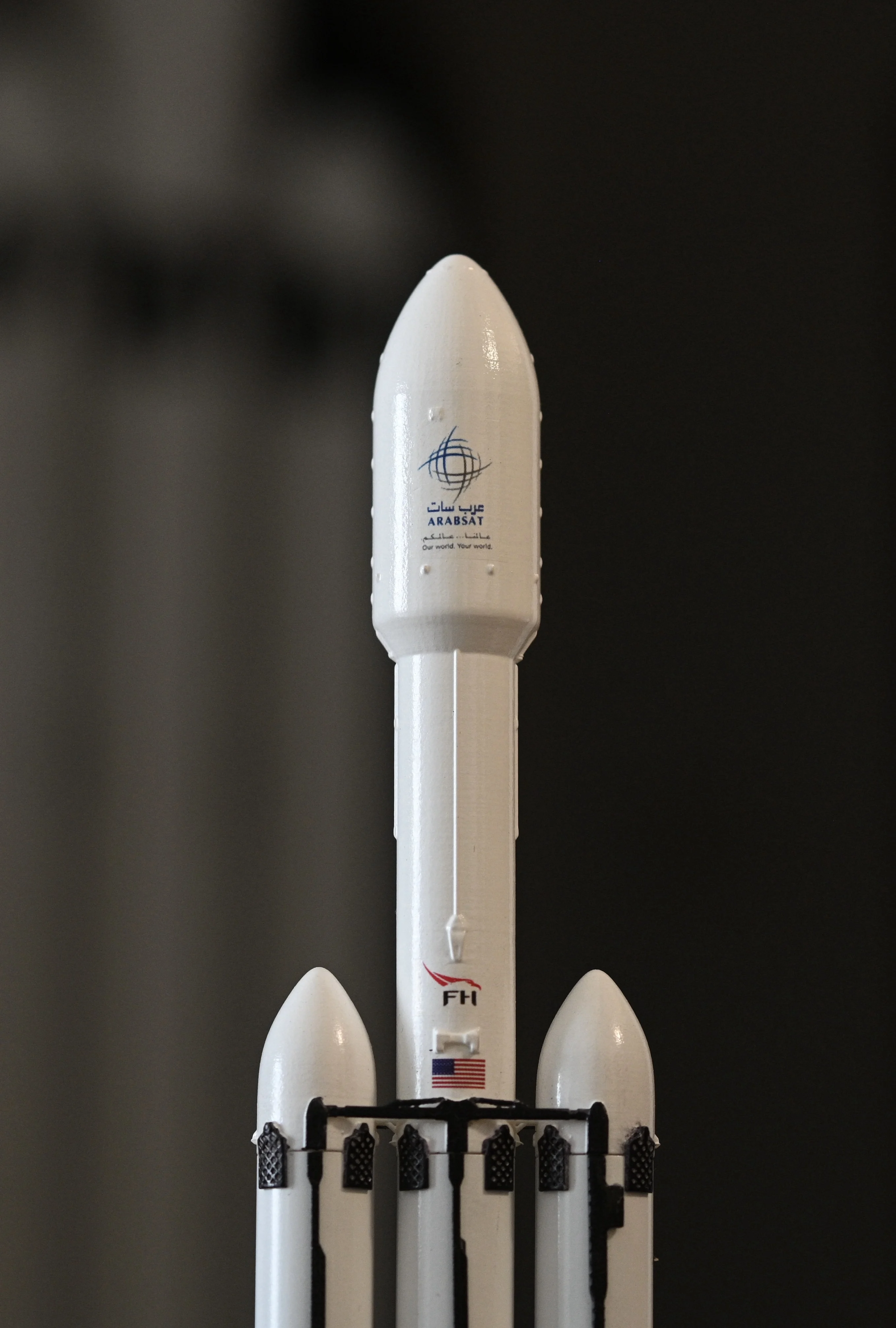 Hot Hot Sales!!! New 2021  Falcon Heavy Rocket FH Diecast Model Super Heavy Rocket Model BFR Static Decoration