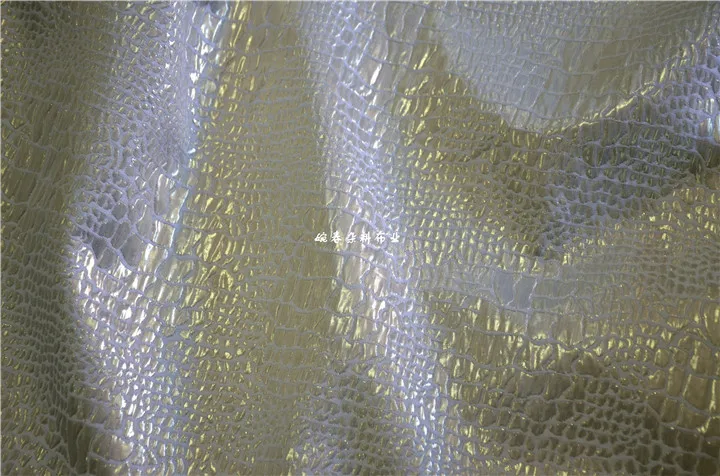 Бесплатная доставка иглопробивной жаккардовой ткани crocdile как золотое покрытие