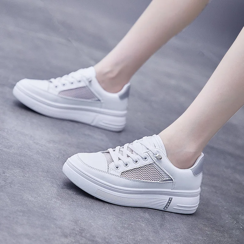 Ins with female white shoe breathable surface 2021 han edition student summer new thick bottom sandals women leisure KT526-1