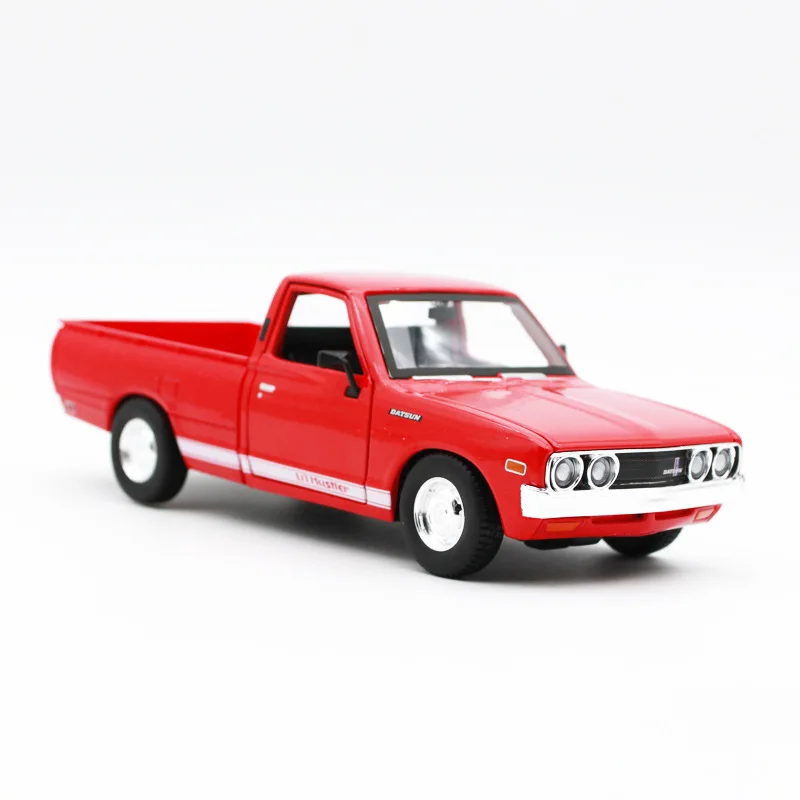 

1:24 Nissan datsun 620 Picard simulation alloy automobile model