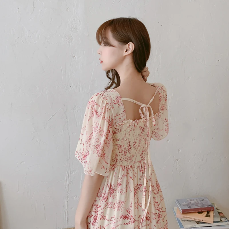 

Women Casual Summer Dresses Vintage Floral Printed Chiffon Dress Square Collar Short Sleeve Lady Midi Dresses Temperament Dress
