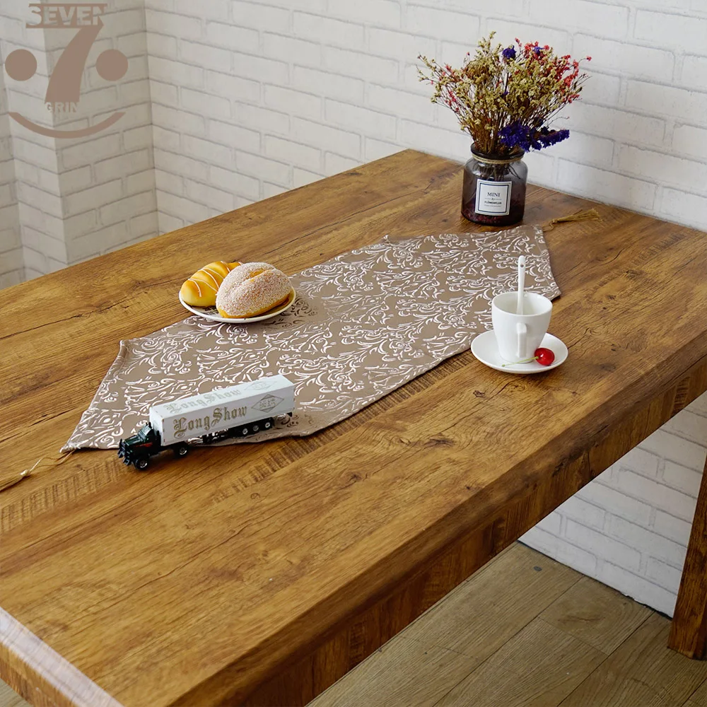 Дорожка для стола с кисточками 33x90 см в классическом европейском жаккардовом