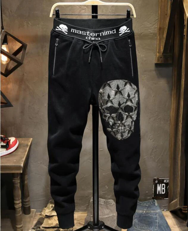 

New Summer design new fashion brand men's casual hot drilling pants slim Leggings men's scalded skull elastic pants 2021