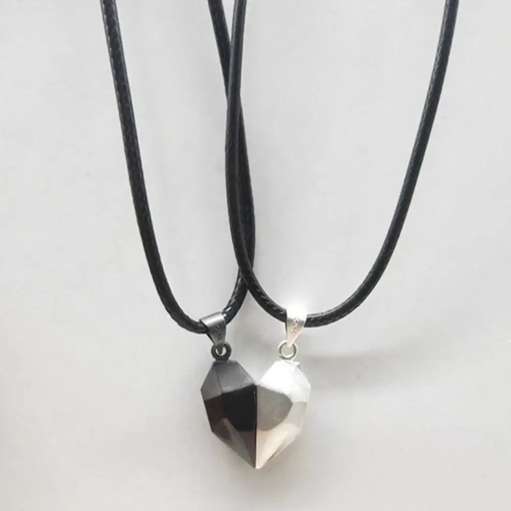 

70% Hot Sell Love Necklace Heart Shape Fine Workmanship Couple Lettering Heart Love Pendant Necklace for Dating