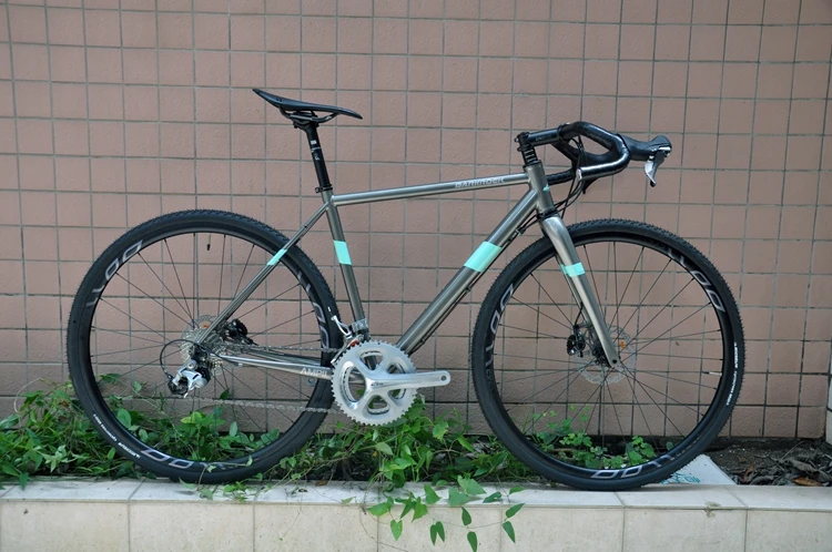 DARKROCK AMPIL 700C циклокросс велосипед с Ши Мано 105 groupset CR-MO 4135 и углеродная вилка 8,9 кг легкие велосипедные