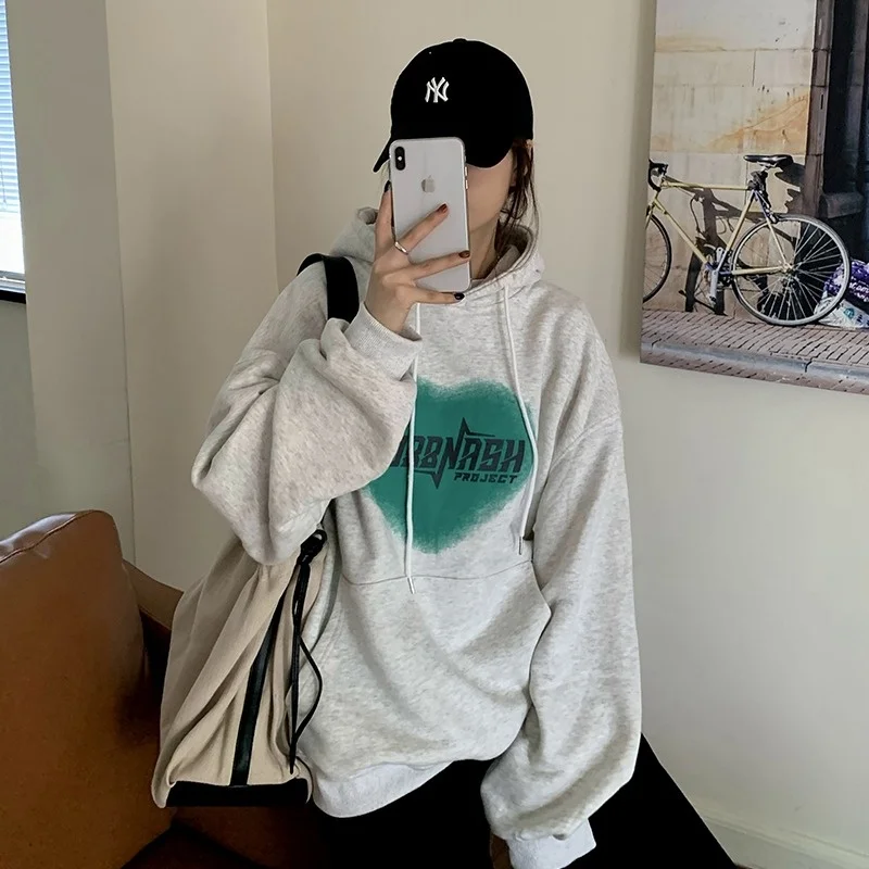 

Ранняя осень жареный уличный Топ 2021 новый корейский дизайн печать чувство любви модное ленивое стильное пальто тренд