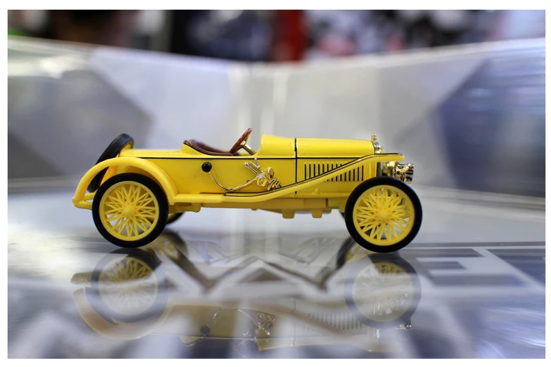 Новинка 1/43 редкий металлический литой Золотой винтажный автомобиль