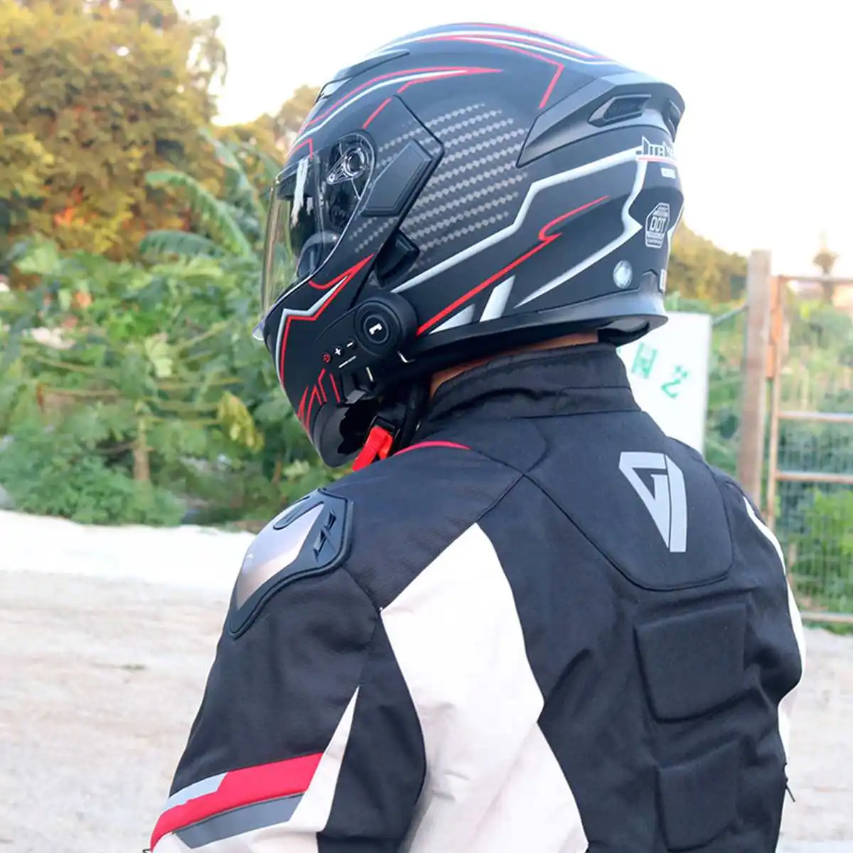 

Motorcycle Helmet Men Full Face Helmet New Motorcycle Helmet Flip Up Modular Motobike Bluetooth Helmet 1200 mAh battery