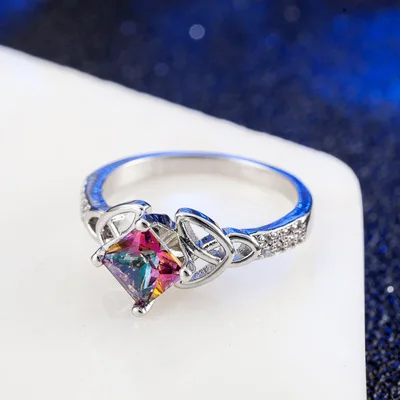 Женское кольцо из серебра 925 пробы с квадратным радужным топазом|Кольца| |