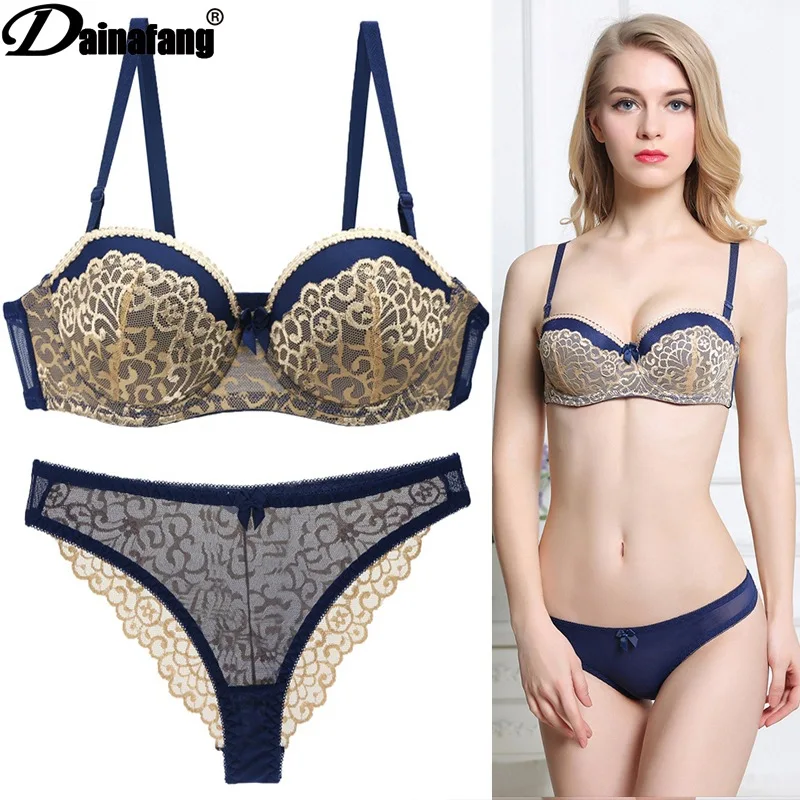 Брендовый комплект с бюстгальтером 1/2 чашечками соблазнительный кружевной s со