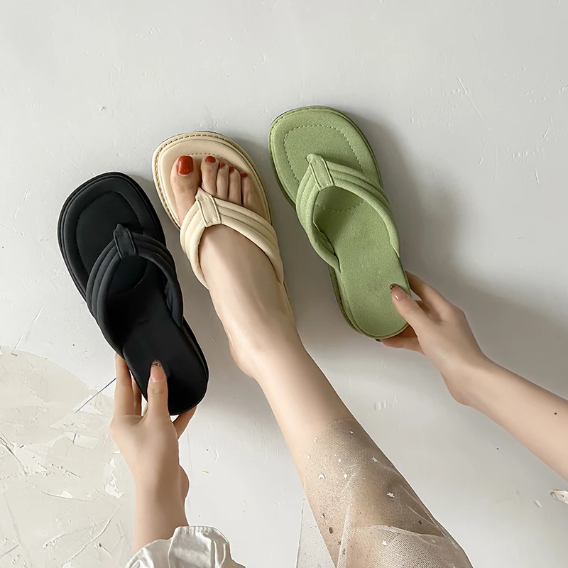 

House Slippers Platform Rubber Flip Flops Female Shoes Luxury Slides Hawaiian 2021 Designer Flat Summer PU Rome Fashion Flat Sho