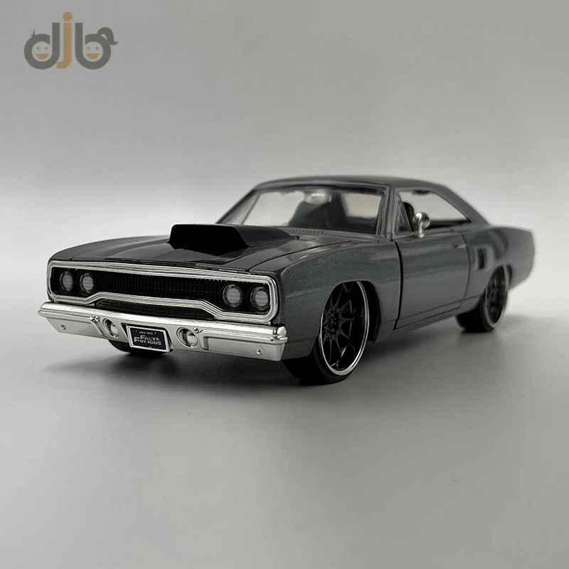 

1:24 литая Игрушечная модель автомобиля Plymouth Road Runner, миниатюрная копия автомобиля для коллекции