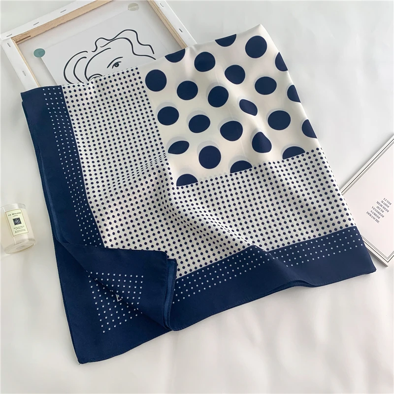 

2020 Nieuwe Vrouwen Dot Sjaal Sjaals Zijde Katoen Gevoel Twill Sjaals Lady Wraps Vierkante Hals Hoofd Sjaals Hijab Bandana