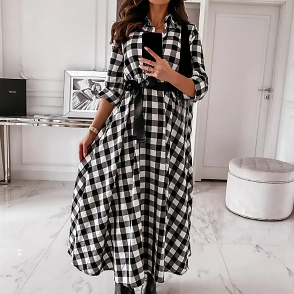 Женское платье-макси с отложным воротником длинным рукавом и большим подолом |