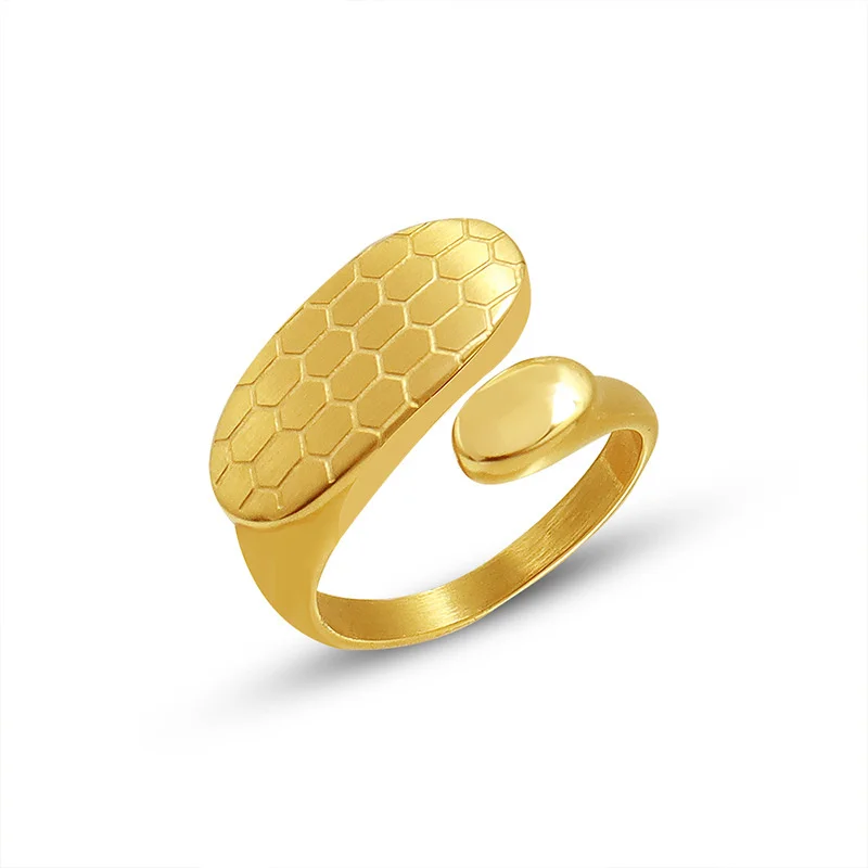 

Simple Honeycomb Ring Stainless Steel For Women Pleated Minimalist Accessories 2021 Trends Jewellery Joyeria De Acero Inoxidable