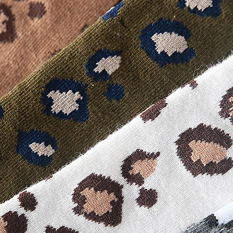 New Fashion Women Leopard Print Socks Spring Autumn High Street Popular Leopard Socks Sexy Wild Trendy Animal Print Warm Socks