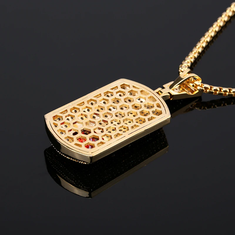 Красный драгоценный камень ледяной геометрический щит моделирующее ожерелье