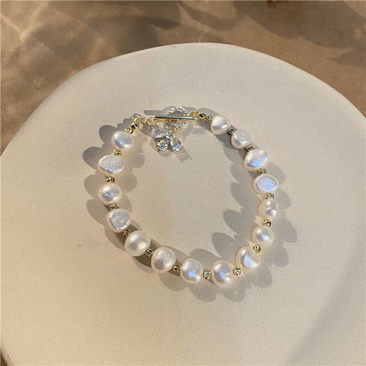 

Little Bee Freshwater Pearl Bracelet Niche Design Fashion Net Celebrity High Sense of Hand White Bracelet Real Gold