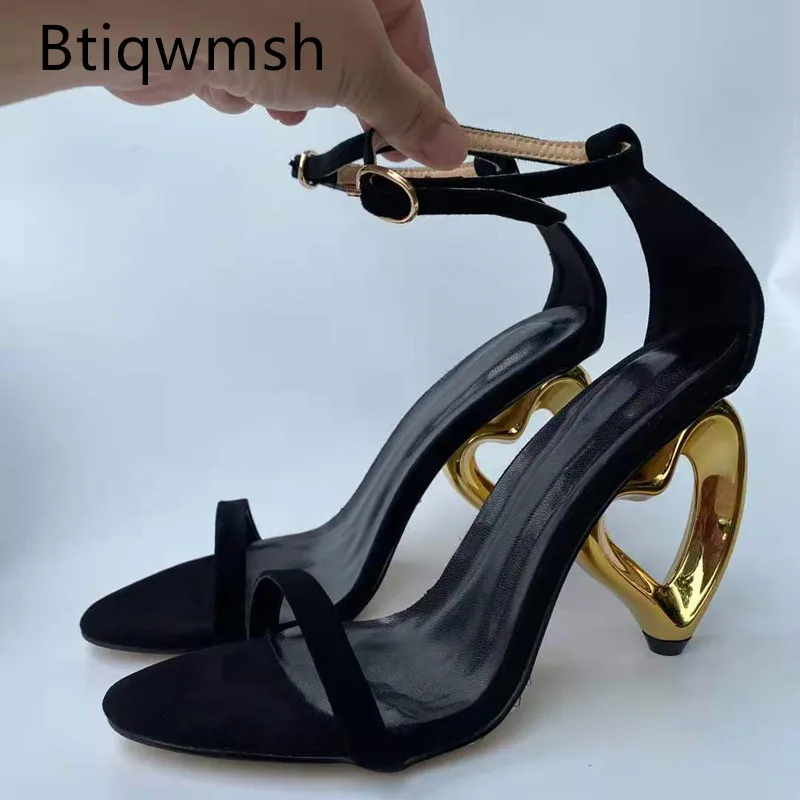 

Unique Gold Love Heart Gladiator Sandals Women Open Toe One Belts Black Suede Strap High Heels Shoes Woman Sexy Wedding Shoes